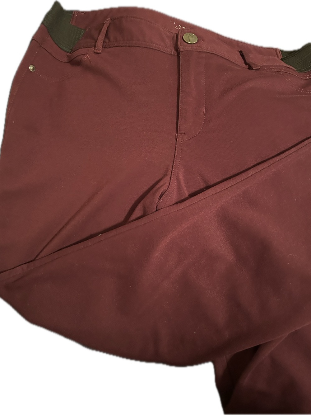 Simply Vera Vera Wang Burgundy Pants Stretchy